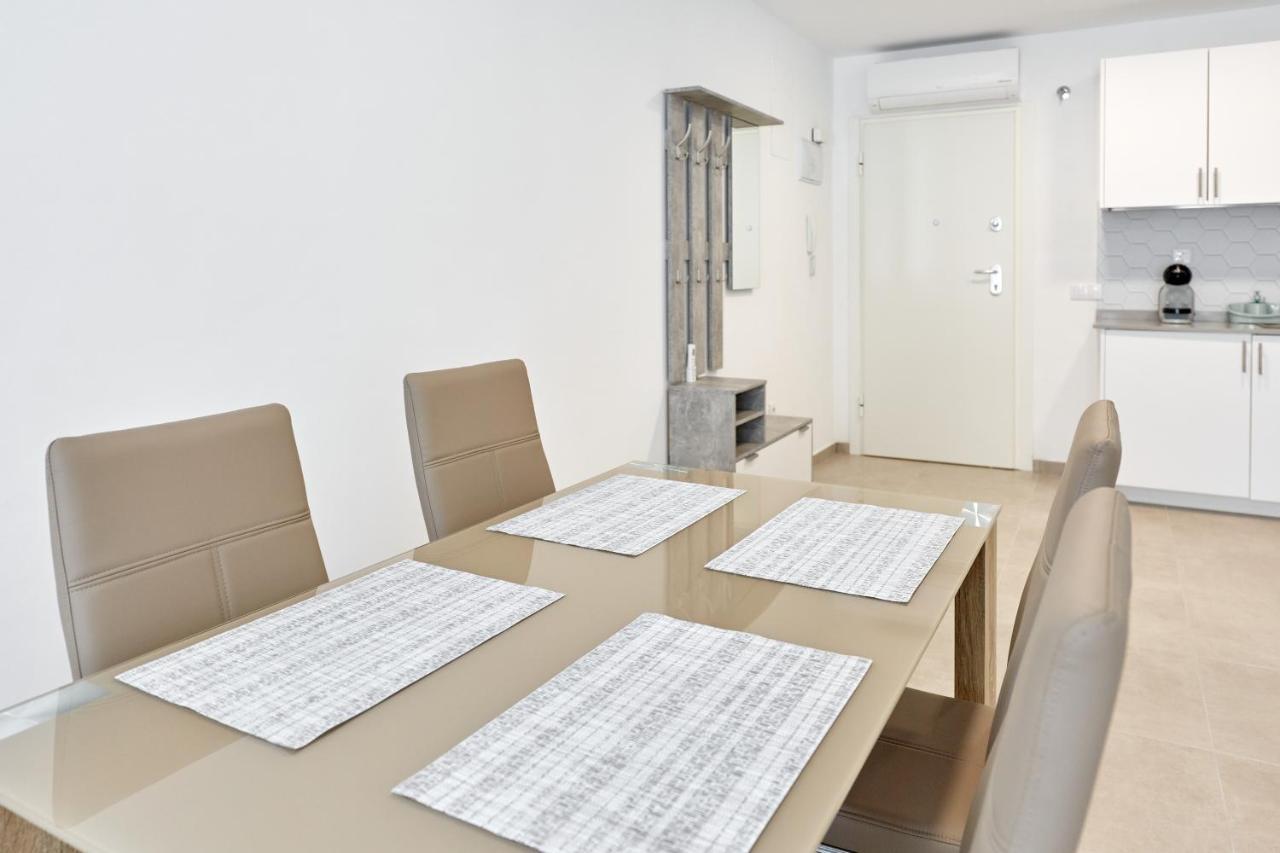 Sonrisa Deluxe Apartments, Levante Apart-hotel